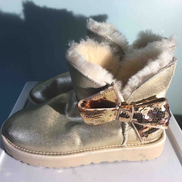 ugg mini sequin bow